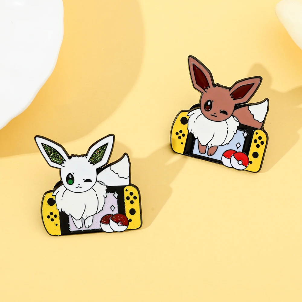 قطعتان من دبابيس الأنمي الكرتو - مراجعة Lapel Pin Enamel وسعره